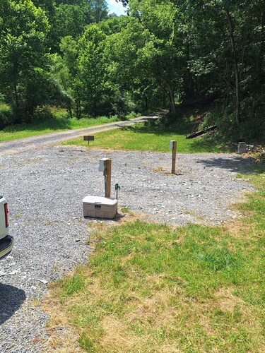  camp site in charming Glenville perfect for nature lovers.