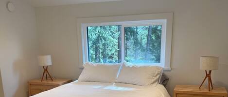 3 habitaciones, tabla de planchar con plancha y wifi gratis