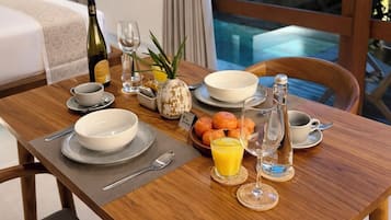 One Bedroom Private Pool Villa with Bathtub | Desk, free WiFi, bed sheets