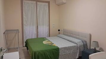2 Schlafzimmer, Bügeleisen/Bügelbrett, WLAN, Bettwäsche