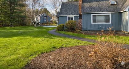 Welcoming 3BR Townhouse in Charming North Woodstock - Walking Distance to Center