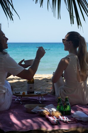 Beach - A unique stay steps from the beach with breakfast included (Rincón)