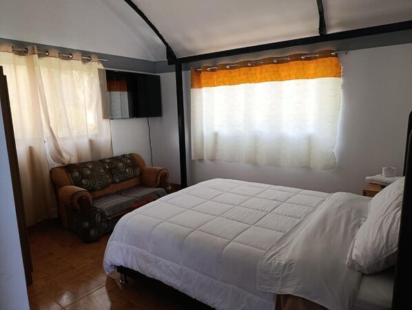 Deluxe-Doppelzimmer, Terrasse, Stadtblick | Kostenloses WLAN