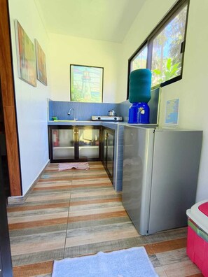 Private kitchen - Cozy 2-bedroom house in welcoming Mambajao with AC (MAMBAJAO)