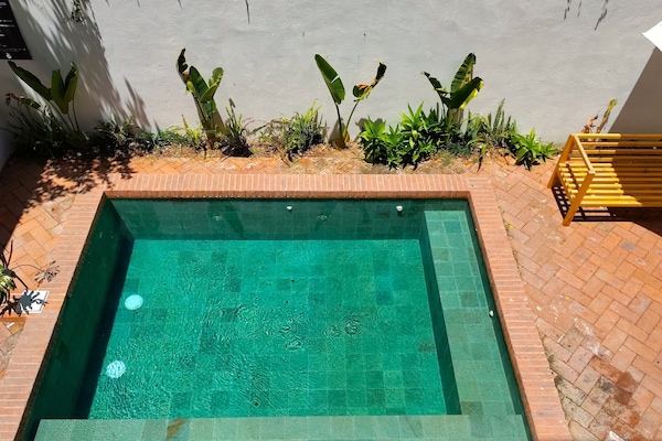 Piscina all'aperto, ombrelloni da piscina