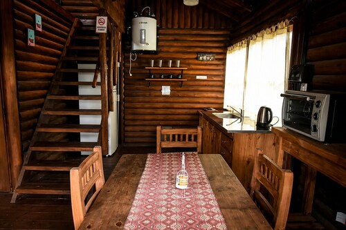 Acantilados Cabins / GASTY RANCH