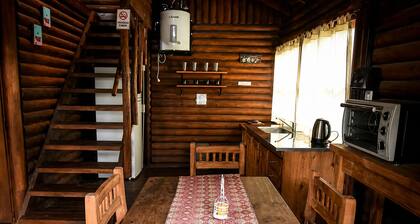 Acantilados Cabins / GASTY RANCH