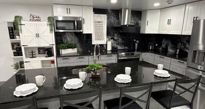 Luxury pool home clewater tarpon springs, Susen bech and Dunedin 3/2 bathrooms