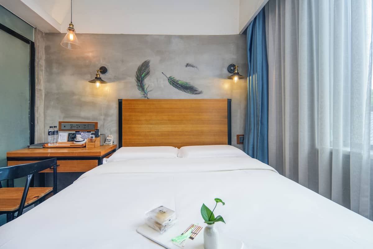 Habitación doble clásica, vista a la ciudad