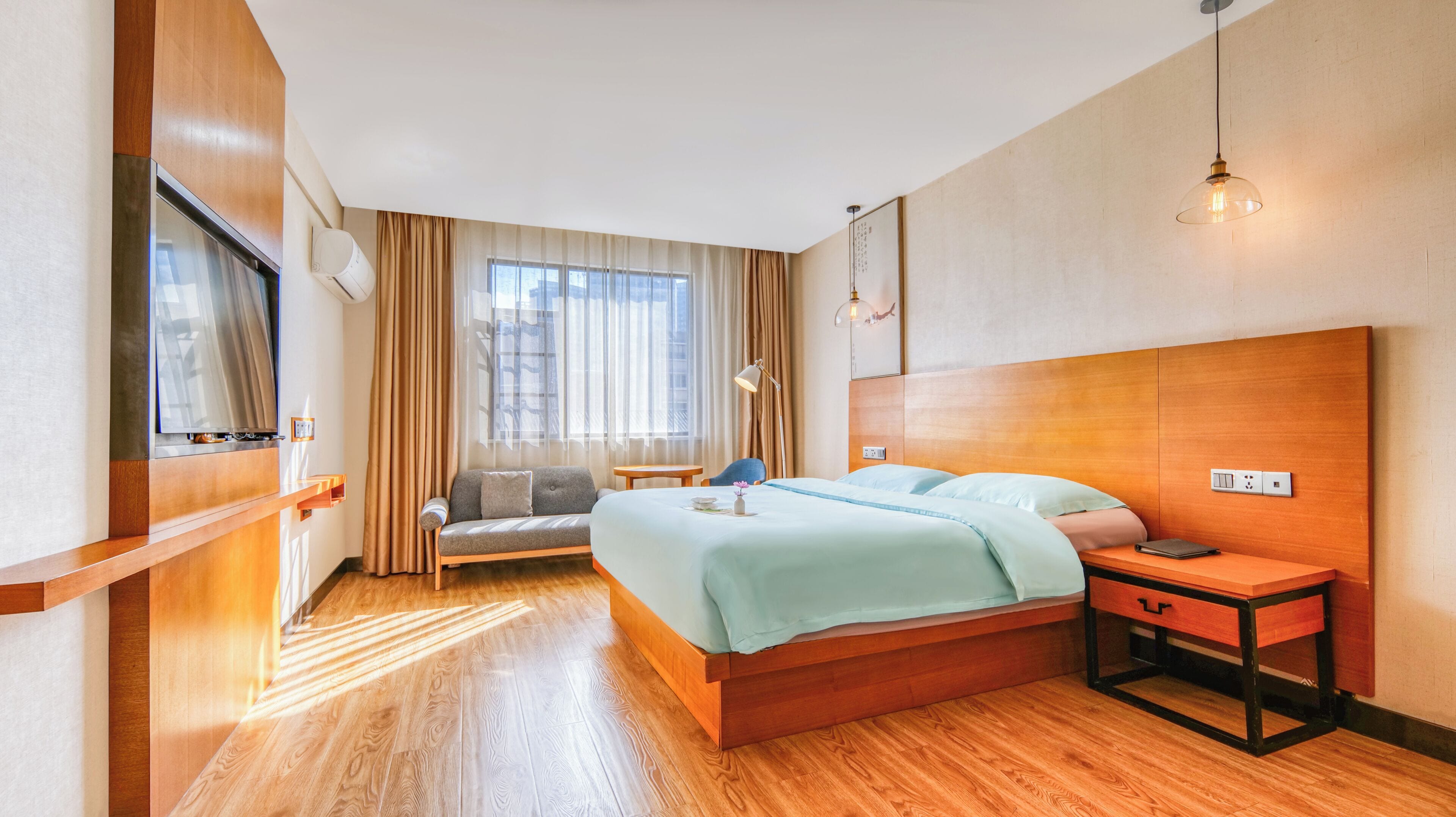 Superior Double Room, City View | Desk, laptop workspace, blackout curtains, soundproofing