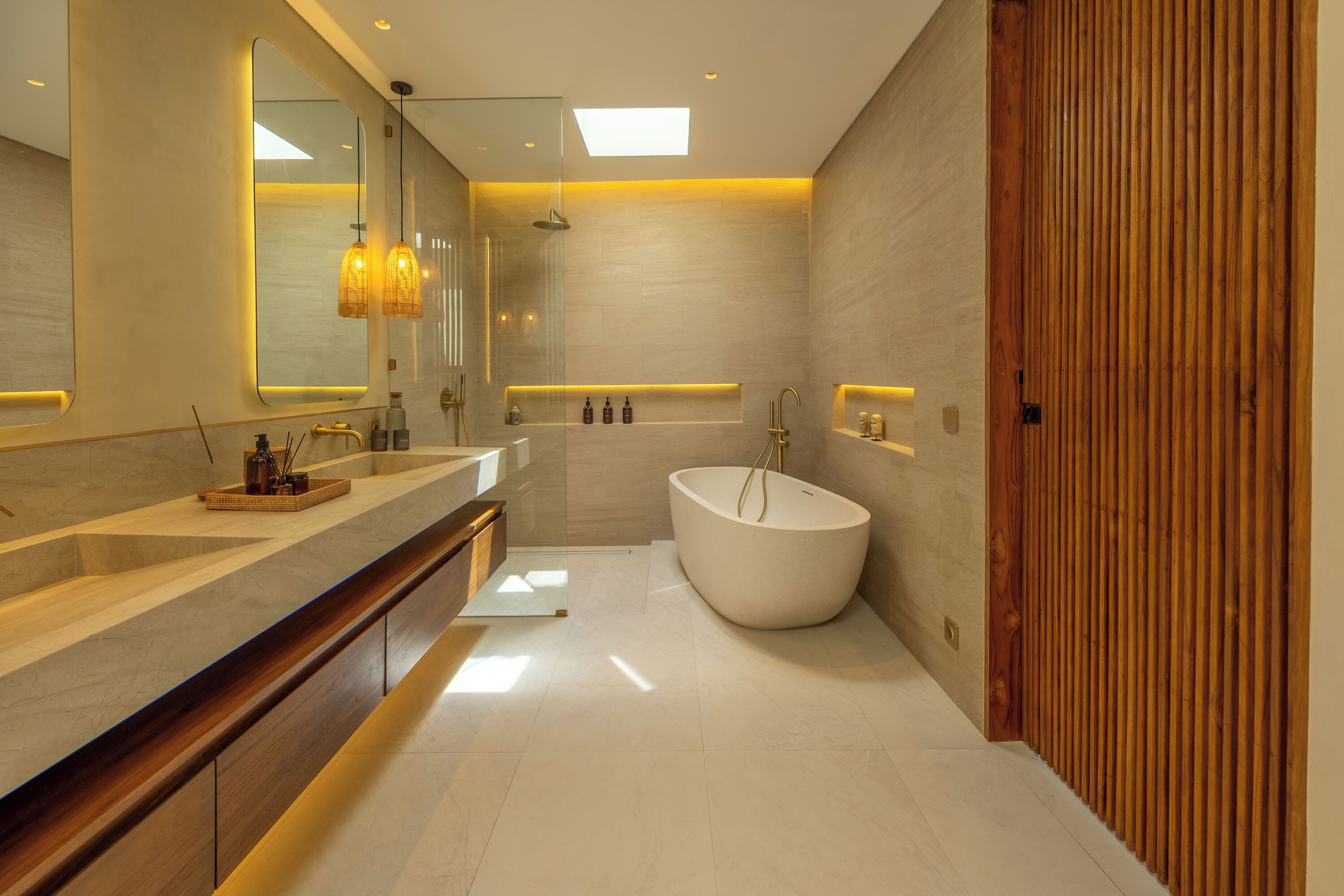 Dusche, Haartrockner, Bidet, Handtücher