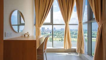 Apartamento, 2 habitaciones, vistas al lago | Wifi gratis y ropa de cama