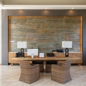 Business center - The Gantari Ubud Bali (Ubud)