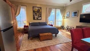 1 chambre, fer et planche à repasser, Wi-Fi gratuit, draps fournis