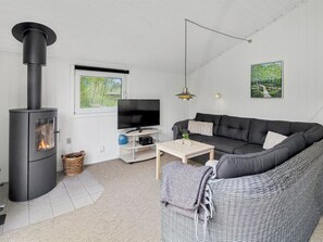 Televisie en een open haard