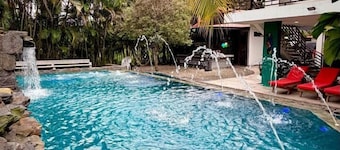Luxury house in Villavicencio, just 10 mins from the city surrounded by nature.