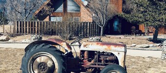 Charming 5-bedroom farmhouse in beautiful Buena Vista perfect for relaxing