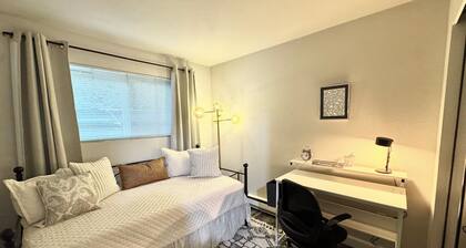Tucked On the Hill_2 Bed Exec. stay