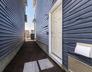 Exterior detail - Modern 2BR Suite | Private Entry, Parking, Near Trails & Transit (Calgary)