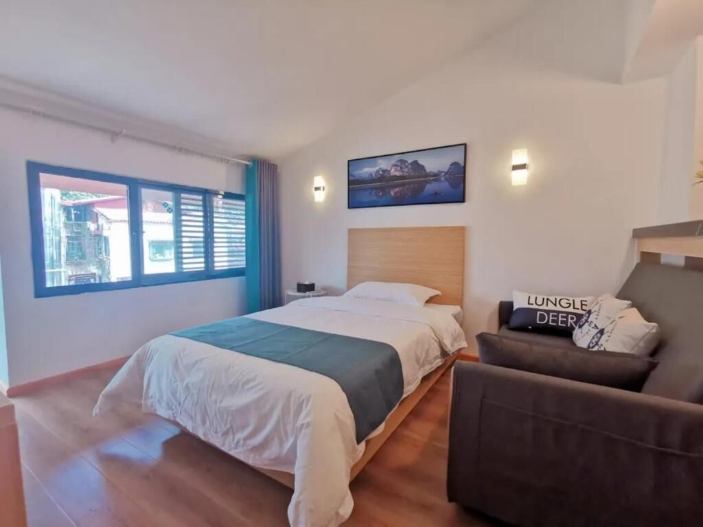 Luxury Suite, Balcony, City View | Blackout drapes, soundproofing, free WiFi