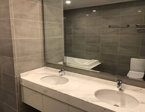 Bathroom - AUREA  (phnom penh)