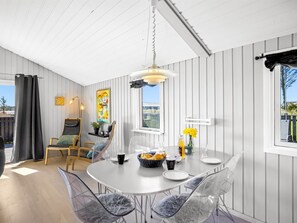 Dining - "Kiana" - 800m from the sea by Interhome (Hjørring)