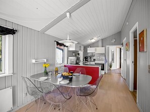 Dining - "Kiana" - 800m from the sea by Interhome (Hjørring)
