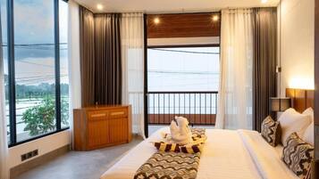 Villa, 2 chambres, balcon, vue sur la piscine
