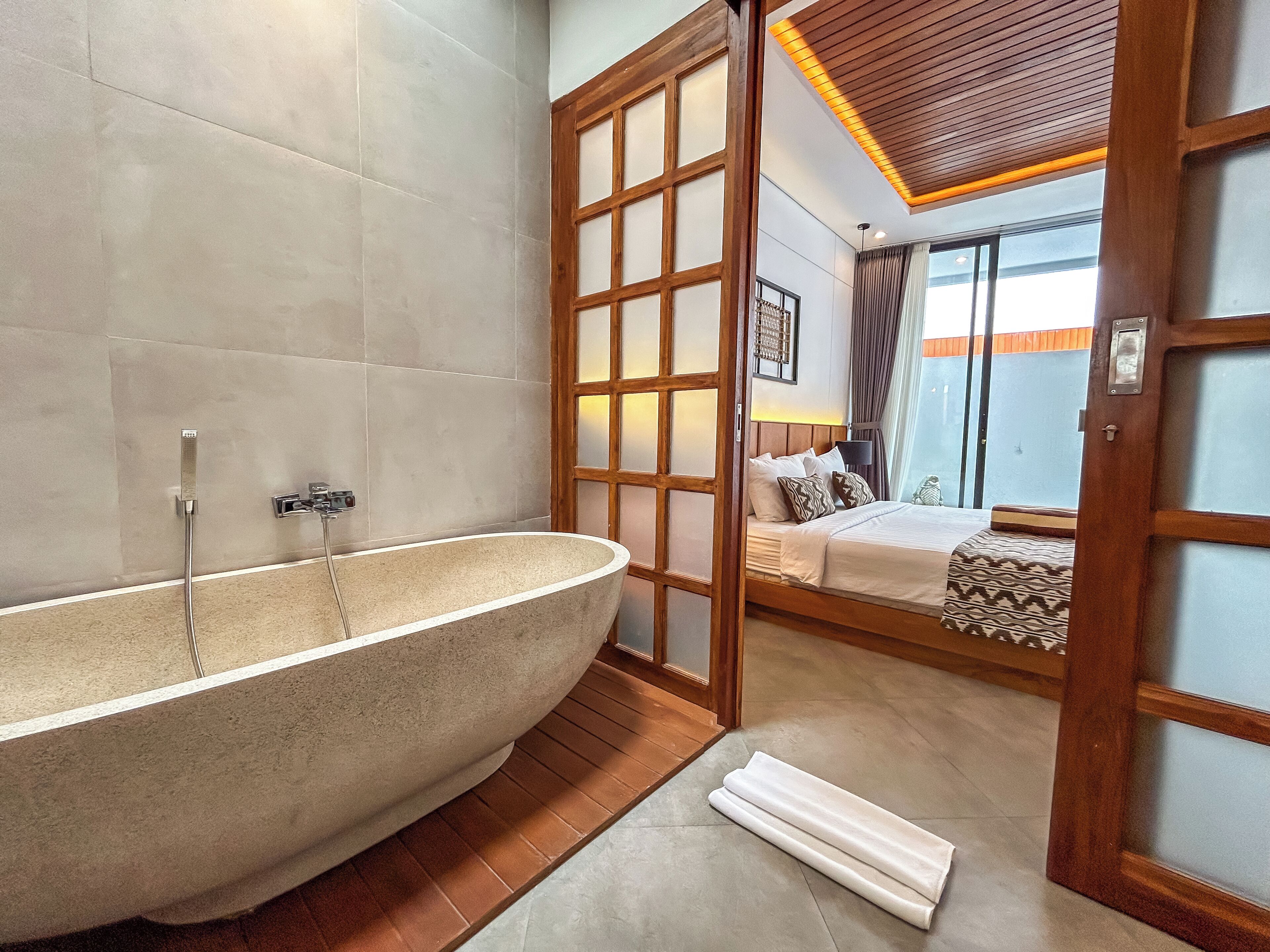 Villa, 2 Bedrooms, Balcony, Pool View | Bathroom | Hair dryer, towels, soap, shampoo
