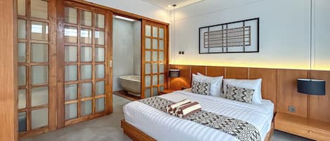 In-room safe, iron/ironing board, free WiFi