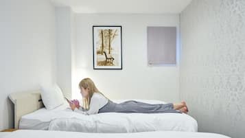 Twin Room | Free WiFi