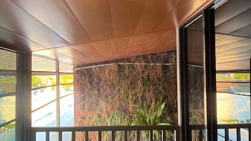 Bamboo Forest | Terrace/patio