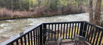 Tranquil cabin right on the San Miguel River, just 20 minutes from Telluride.