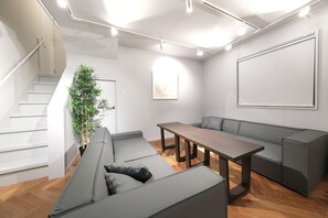 Villa, 2 Bedrooms | Living area | TV