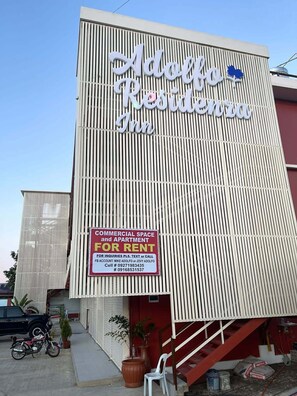 Exterior - Adolfo Residenza Inn (Ormoc City)