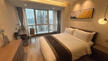 Deluxe Suite, City View | Free WiFi