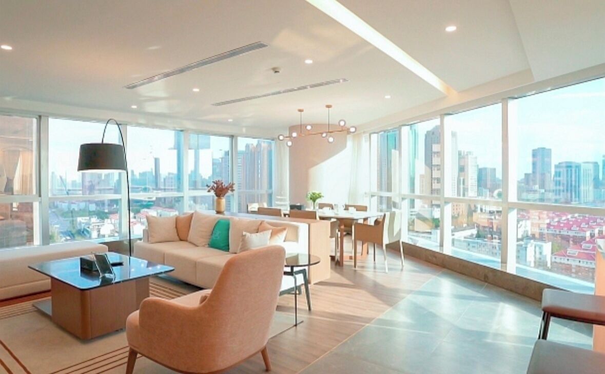 Premier Suite, City View