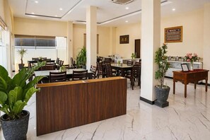 Dining - Hotel Grand Langkawi By ZIRI (Banda Aceh)
