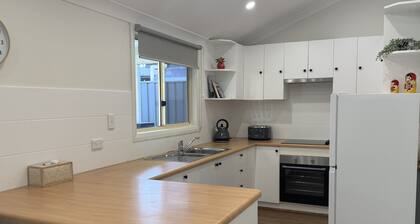 Beautiful and comfortable 2 bedroom house near town centre