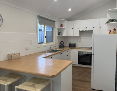 Beautiful and comfortable 2 bedroom house near town centre