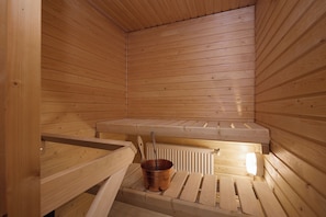 Standard Apartment, Courtyard View | Sauna