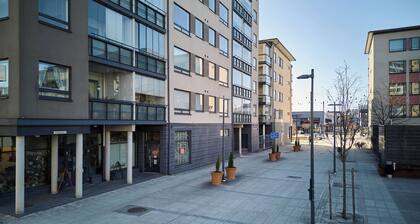 Bright 1BR Apt with Sauna & Balcony