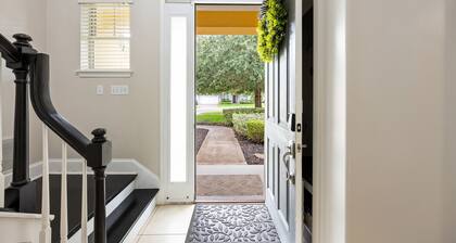 Spacious 5-bedroom house in amazing Fernandina Beach with pool and hot tub