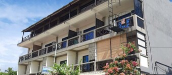 Stanley House Seaview Apartments