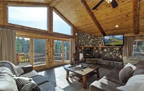 Mountain and Ski Slope Views Eagle Mountain Estate Private Retreat