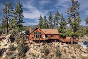 Exterior - Mountain and Ski Slope Views Eagle Mountain Estate Private Retreat (Big Bear Lake)