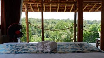Standard Double Room, Garden View | Free WiFi