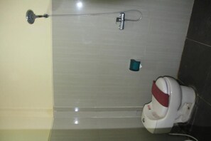 Bathroom - Asher Bali Transit (Tuban)