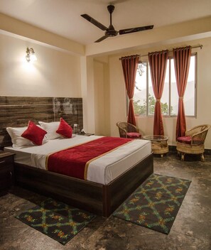 Deluxe Double Room | Desk, free WiFi - MOUNTAIN MIST (Darjeeling)