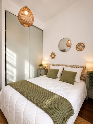 2 dormitorios, tabla de planchar con plancha, wifi